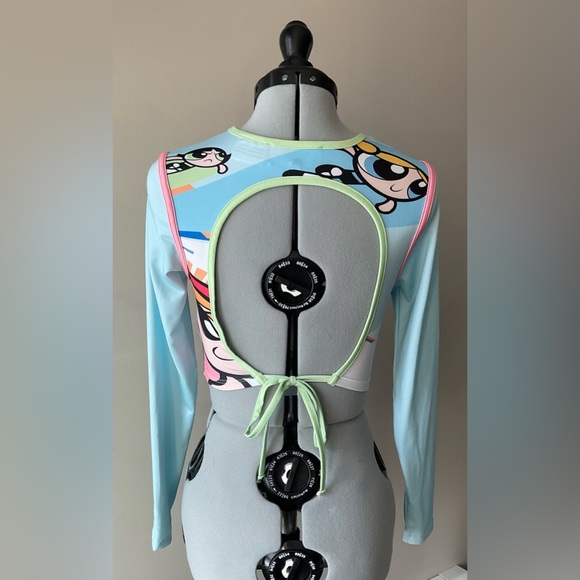 New Girl Order Power Puff Girls open back long sleeve crop top size uk 8 - Picture 2 of 3